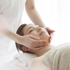 皮膚管理：專業韓式皮膚管理  / 睫毛管理/客製化課程